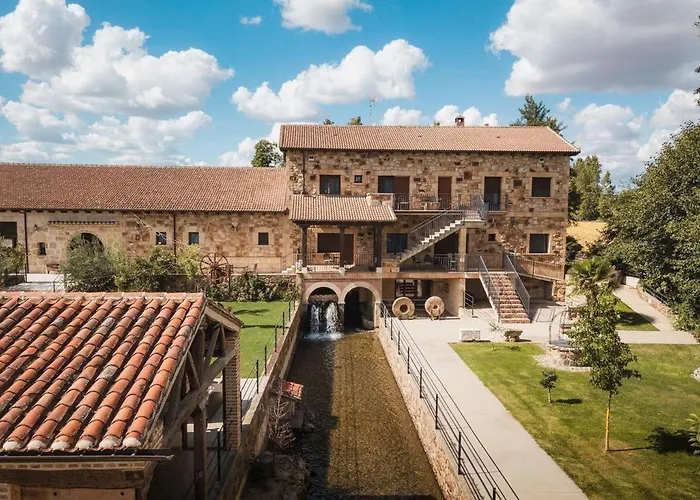 Apartamentos La Fabrica